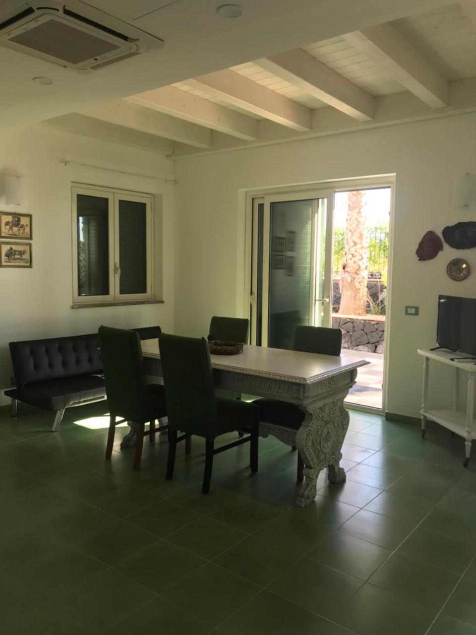 Borgo San Biagio Villa Калатабиано Екстериор снимка