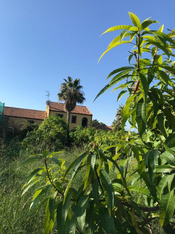 Borgo San Biagio Villa Калатабиано Екстериор снимка